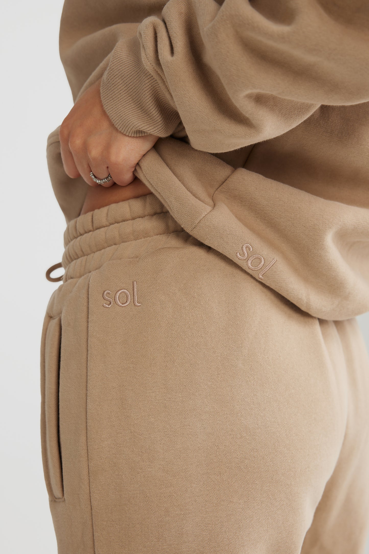 the everyone joggers